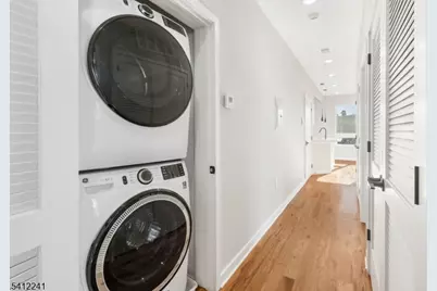 108 Fleming Ave, Newark, NJ 07105 - Photo 9
