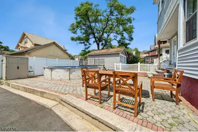 826 Degraw Ave, Newark, NJ 07104 - Photo 35