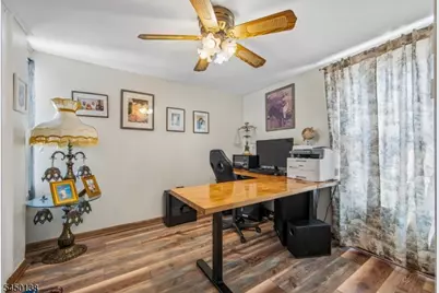 826 Degraw Ave, Newark, NJ 07104 - Photo 15