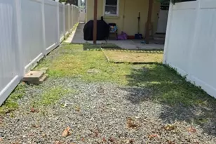 1371 Hamilton St, Elizabeth, NJ 07208 - Photo 7