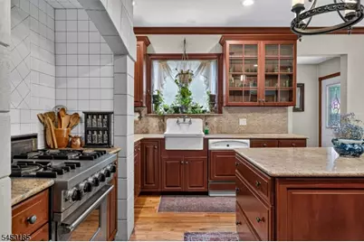 82 W 34th St #2, Bayonne, NJ 07002 - Photo 13
