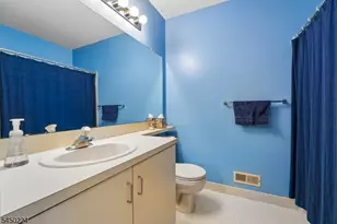 179 Gregory Ln, Franklin Township, NJ 08823 - Photo 15