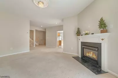 408 Kensington Ln, Livingston Twp., NJ 07039 - Photo 13