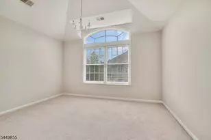 408 Kensington Ln, Livingston Twp., NJ 07039 - Photo 23