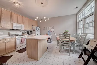 408 Kensington Ln, Livingston, NJ 07039 - Photo 3