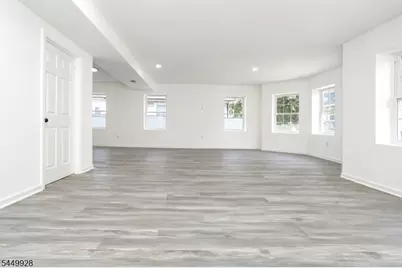 131 Lindsley Pl, East Orange, NJ 07018 - Photo 11