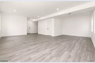 131 Lindsley Pl, East Orange, NJ 07018 - Photo 9