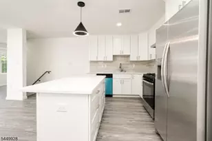 131 Lindsley Pl, East Orange, NJ 07018 - Photo 5