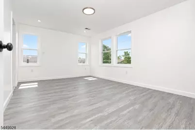 131 Lindsley Pl, East Orange, NJ 07018 - Photo 13