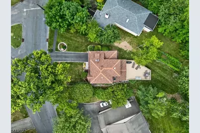 21 Crossbrook Rd, Livingston, NJ 07039 - Photo 45