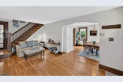 21 Crossbrook Rd, Livingston, NJ 07039 - Photo 5
