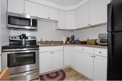 326 Lafayette Ave, Hawthorne, NJ 07506 - Photo 35
