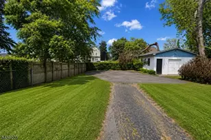 27 Cummings St, Irvington, NJ 07111 - Photo 5