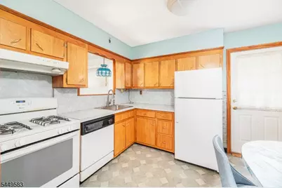 61 Doherty Dr, Clifton, NJ 07013 - Photo 17