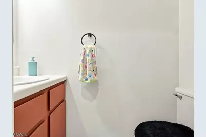 36 Byrnes Ln, Sayreville, NJ 08872 - Photo 5