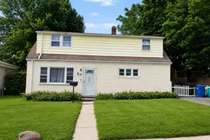 19 Lynne Ave, Hawthorne, NJ 07506 - Photo 1