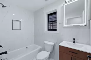 749 S 11th St, Newark, NJ 07103 - Photo 21