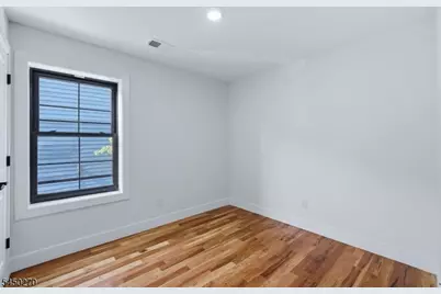 749 S 11th St, Newark, NJ 07103 - Photo 11