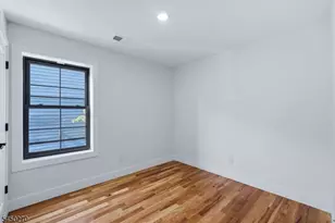 749 S 11th St, Newark, NJ 07103 - Photo 11