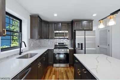 749 S 11th St, Newark, NJ 07103 - Photo 19