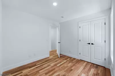 749 S 11th St, Newark, NJ 07103 - Photo 25