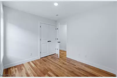 749 S 11th St, Newark, NJ 07103 - Photo 9