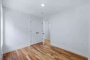 749 S 11th St, Newark, NJ 07103 - Photo 23