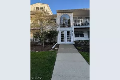 81 Crestview Ln, Mount Arlington, NJ 07856 - Photo 1