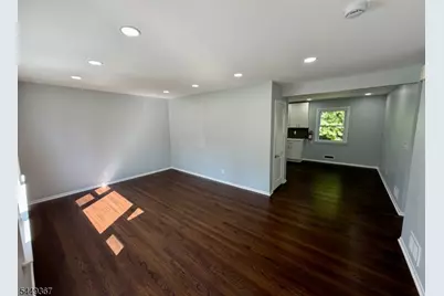 48 Valley View Rd, Hillside, NJ 07205 - Photo 7