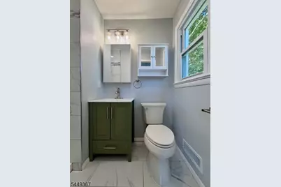 48 Valley View Rd, Hillside, NJ 07205 - Photo 27