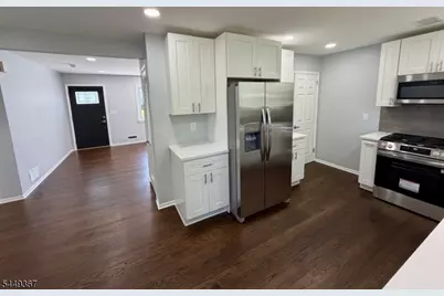 48 Valley View Rd, Hillside, NJ 07205 - Photo 13