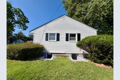 48 Valley View Rd, Hillside, NJ 07205 - Photo 5