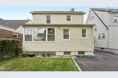 24 Synott Pl, Newark, NJ 07106 - Photo 29