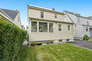 24 Synott Pl, Newark, NJ 07106 - Photo 31