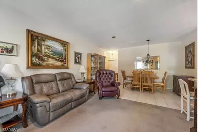 602 Brittany Dr, Wayne, NJ 07470 - Photo 9