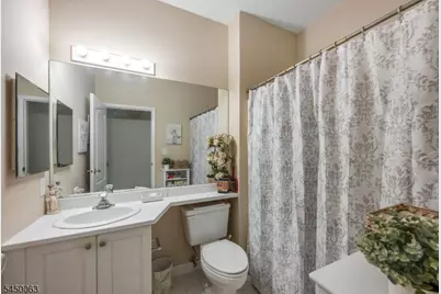 602 Brittany Dr, Wayne, NJ 07470 - Photo 23