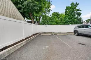 2 Bland Ctunit, Bloomfield Twp., NJ 07003 - Photo 31