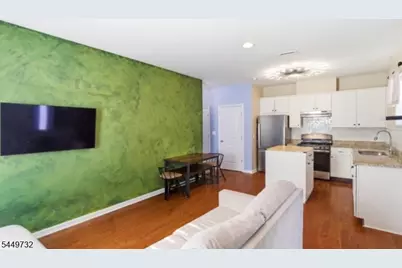 2 Bland Ctunit #3, Bloomfield Twp., NJ 07003 - Photo 5