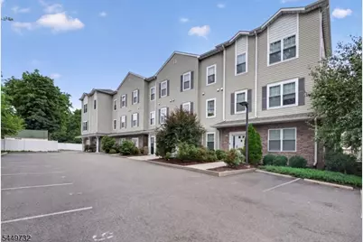 2 Bland Ctunit #3, Bloomfield Twp., NJ 07003 - Photo 15
