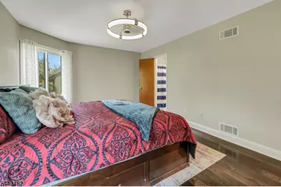 13 Delbarton Ct, Washington Township, NJ 07840 - Photo 23