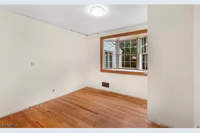 48 Wilrue Pkwy, Pequannock Township, NJ 07444 - Photo 9