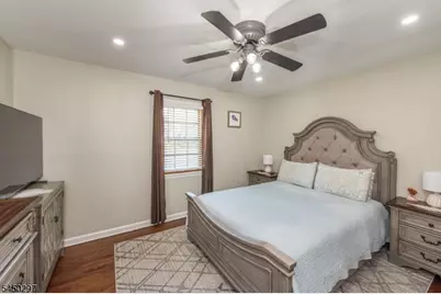 54 Hasbrouck Ave, Hasbrouck Heights, NJ 07604 - Photo 15