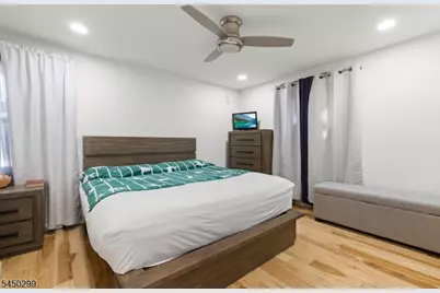 637 Myrtle St, Elizabeth, NJ 07202 - Photo 19