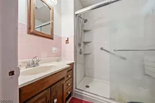 123 Old Georgetown Rd, Franklin Township, NJ 08540 - Photo 45