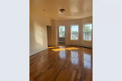 951 Chancellor Ave, Irvington, NJ 07111 - Photo 5