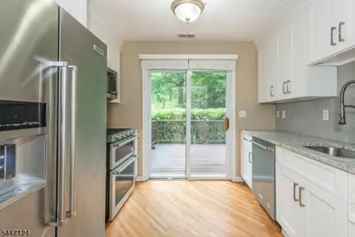 11 Cooper Ln, Long Hill Township, NJ 07946 - Photo 5
