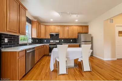 160 Teeple Pl, South Plainfield, NJ 07080 - Photo 9