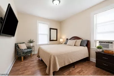 185 Grumman Ave, Newark, NJ 07112 - Photo 5