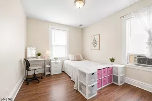 185 Grumman Ave, Newark, NJ 07112 - Photo 13