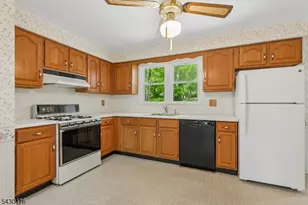 59 Stella Dr, Bridgewater, NJ 08807 - Photo 9